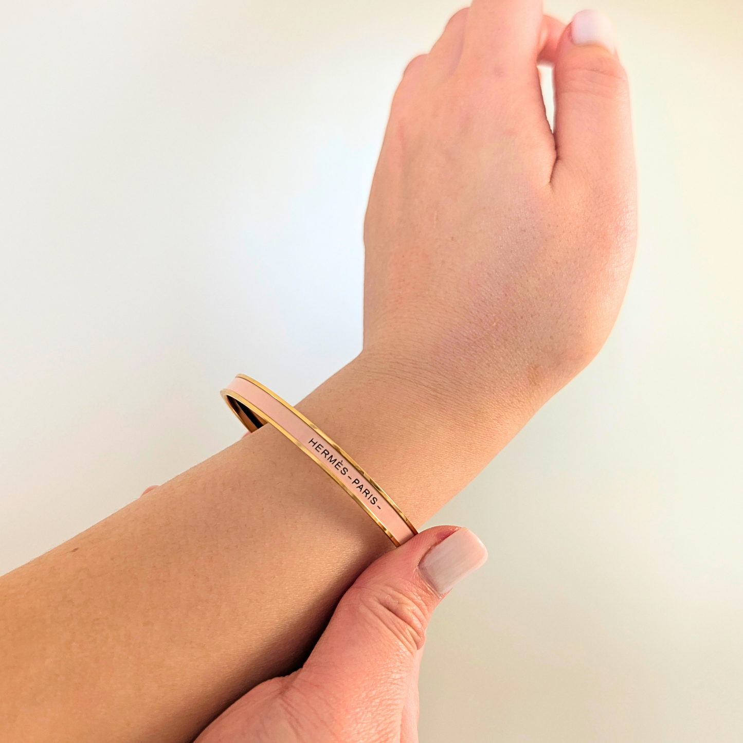 Isolde Roze Polsband - Gouden Afwerking