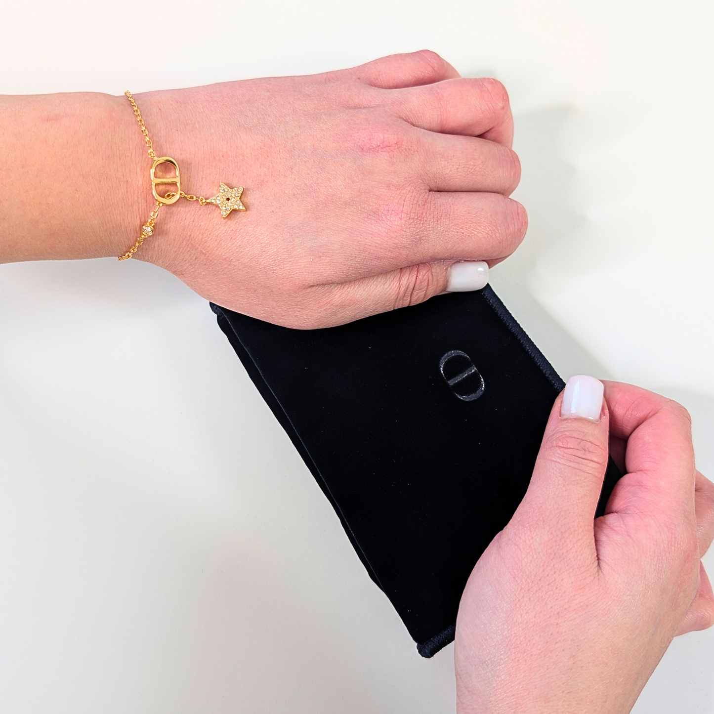Solenne Gouden Met Ster Armband - Gouden Afwerking