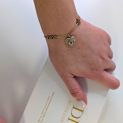 Zemira Gouden Met Logo En Hart Armband - Gouden Afwerking